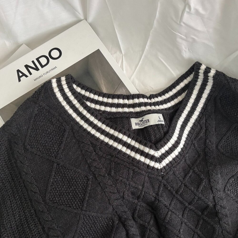 Hollister Grey V-Neck Sweater